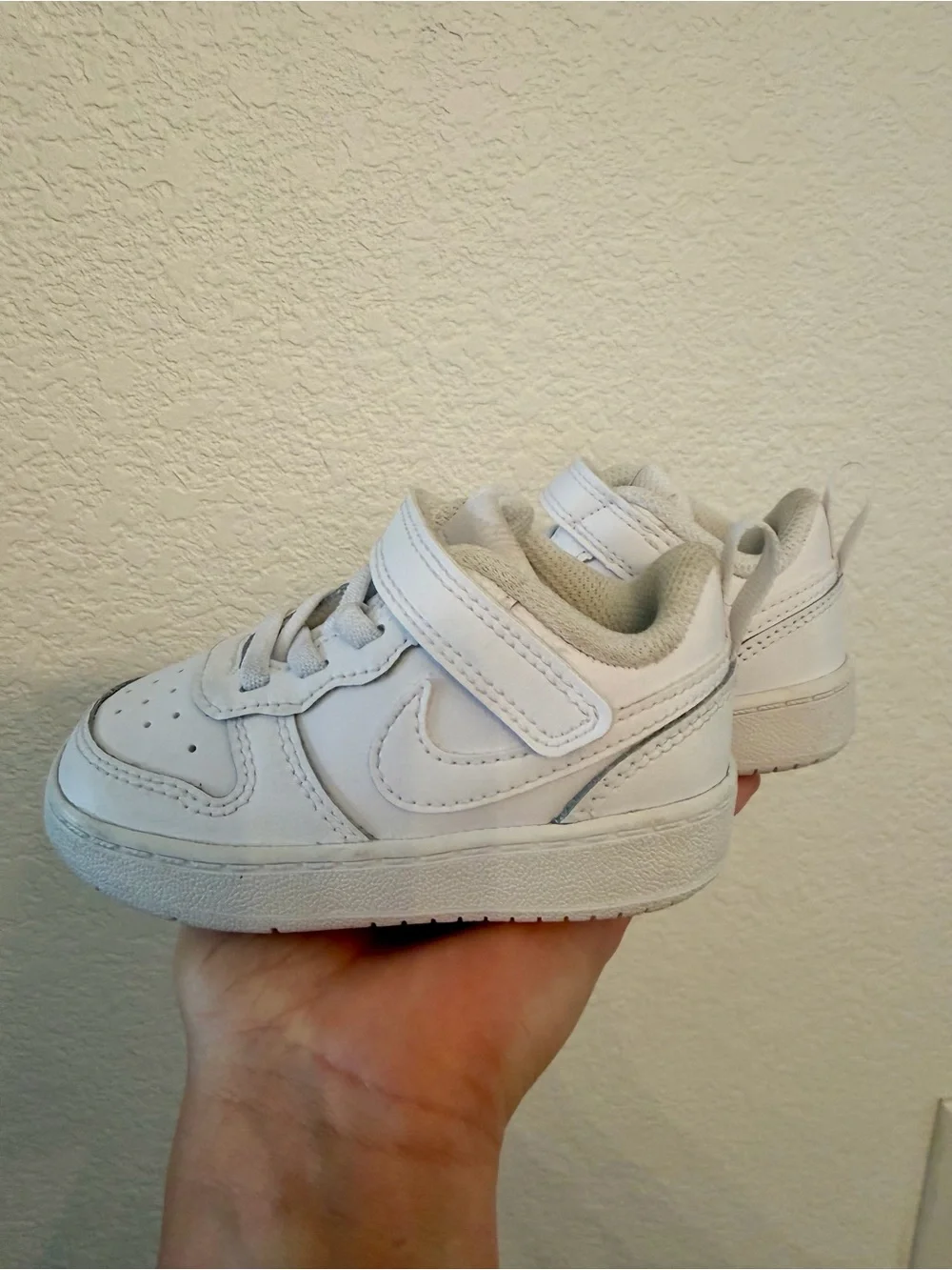 NIKE Court Borough Low 2 - White, Size 5